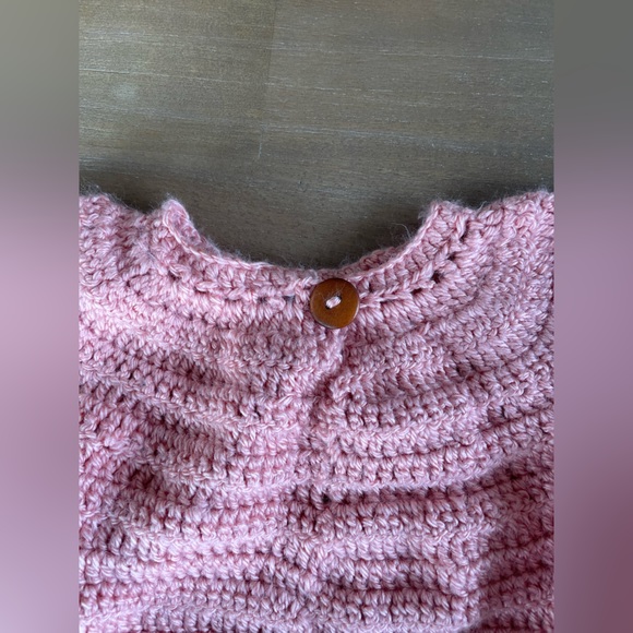 Handmade Knitted Soft Sweater in Light Pink 1-2YR - Picture 6 of 6